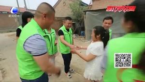 天子腳下公益群 用實(shí)際行動踐行雷鋒精神