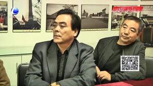 社區(qū)居民觀看十九大直播 為國(guó)自豪共表愿景