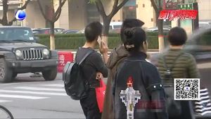 發(fā)早安表情包會(huì)泄露信息？網(wǎng)警為您解開(kāi)疑惑