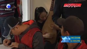 志愿者走進(jìn)社區(qū)開展志愿服務(wù)活動