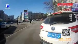 號(hào)牌貼變?cè)燔嚺莆矓?shù) 被抓現(xiàn)行受重罰