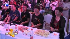 卡酷七色光幼兒園小朋友共同為幼兒園慶生