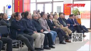 “雙峰青袖”里仁畫會(huì)作品展開(kāi)幕 作品風(fēng)格多樣 各具意趣