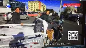 交警部門對(duì)燃油 電動(dòng)三（四）輪車違法行為開(kāi)罰單