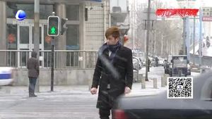 雪天路面濕滑 交警提醒謹(jǐn)慎出行