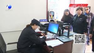 北門外派出所民警送證上門暖人心