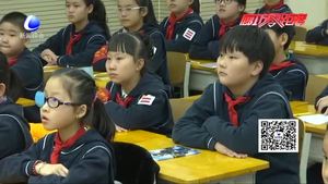 家長(zhǎng)請(qǐng)鐘點(diǎn)工打掃教室？老師建議：應(yīng)為孩子補(bǔ)上勞動(dòng)這一刻