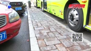 公交車多項(xiàng)愛心舉措為乘客   愛心滿滿引稱贊