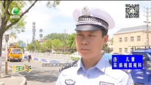 高速開(kāi)車遇到錐桶怎么處理