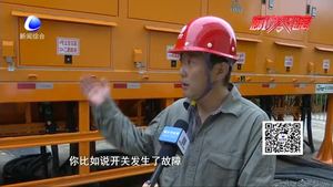 向奮戰(zhàn)在一線的電力工人致敬 你們是烈日下的“最美風(fēng)景”