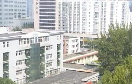 與鄰居共用的樓梯平臺 可以私自圈占嗎？