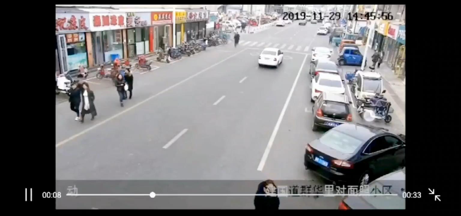 廊坊街頭上演現(xiàn)實(shí)版“警匪大片”