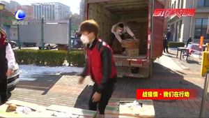 零距離·交通：女司機酒駕撒潑罵交警 交警教科書式執(zhí)法依法處置