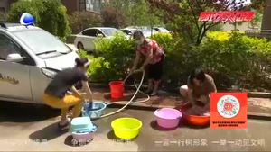 零距離·熱線：司機拉貨得不到運費 討要運費遭對方拉黑