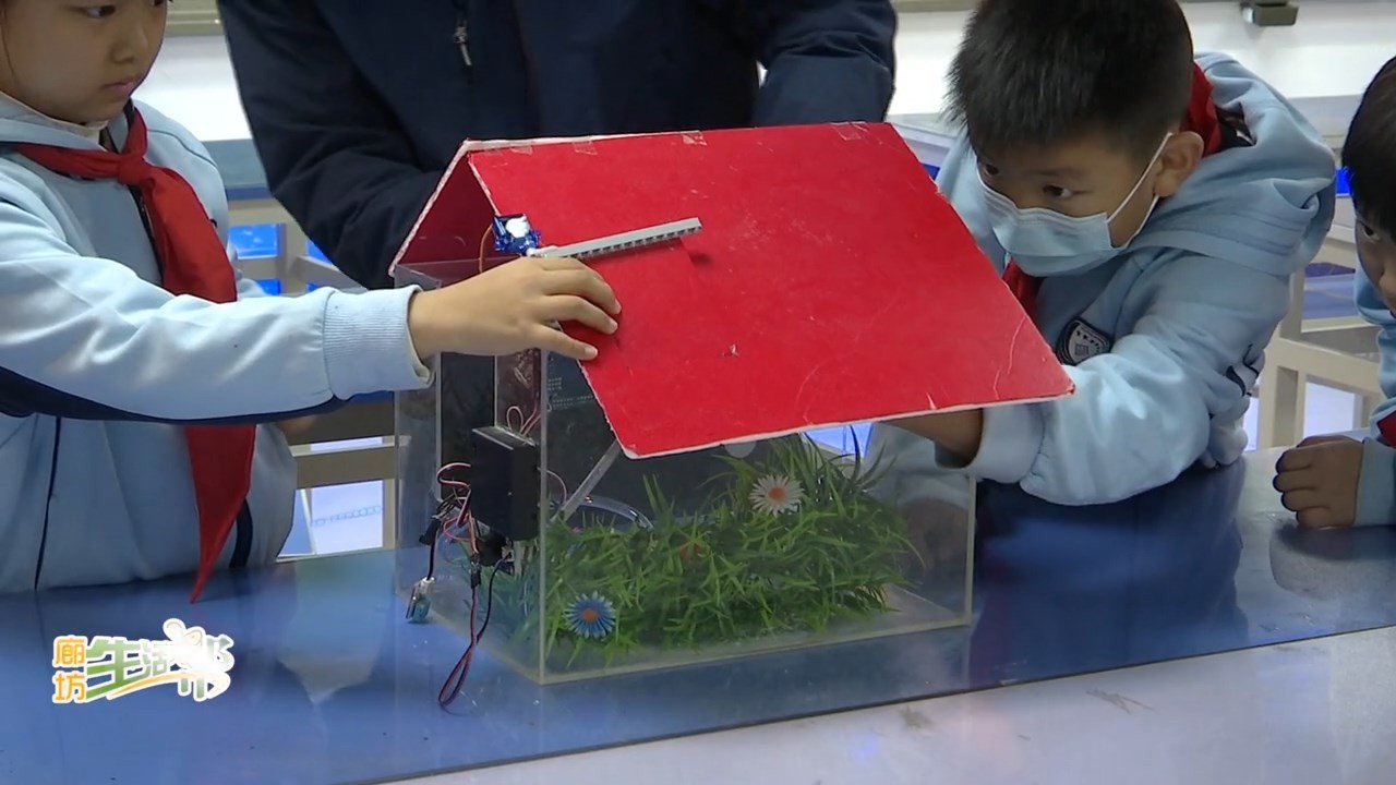 廊坊廣電·關(guān)注丨管道局中學(xué)第三附屬小學(xué)_多元多彩課堂_讓學(xué)生全面發(fā)展快樂成長