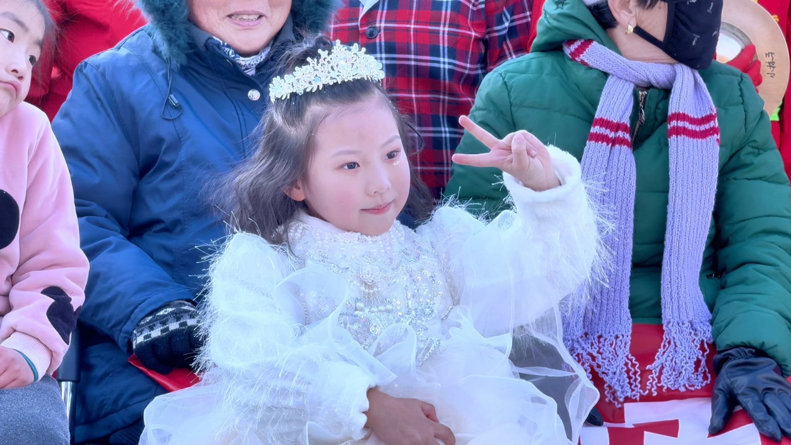 【年味廊坊優(yōu)秀作品展播】鄉(xiāng)村晚會(huì)笑語(yǔ)揚(yáng)